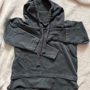 (Like new) Unique dark grey hoodie with waffle details and thick drawl string